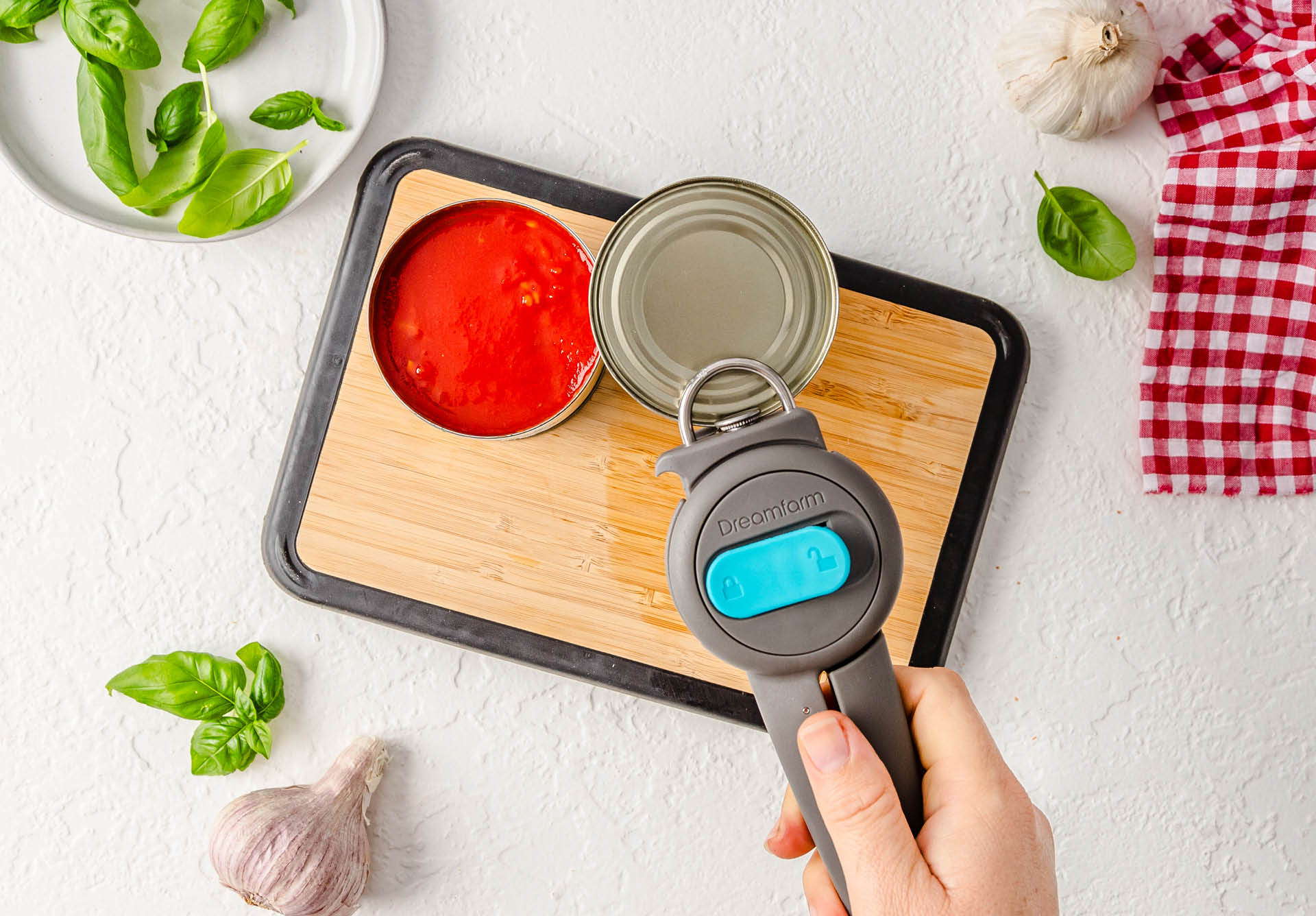 Dreamfarm_Dopener_Lifestyle2